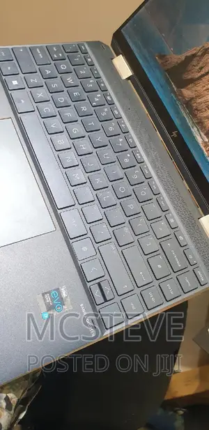 Laptop HP Spectre X360 13 16GB Intel Core I7 SSD 1T