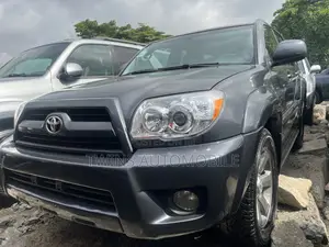 Toyota 4-Runner Limited V6 2009 Gray