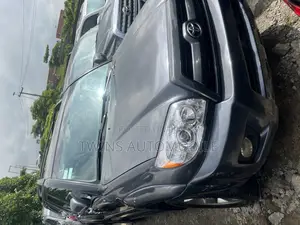 Toyota 4-Runner Limited V6 2009 Gray