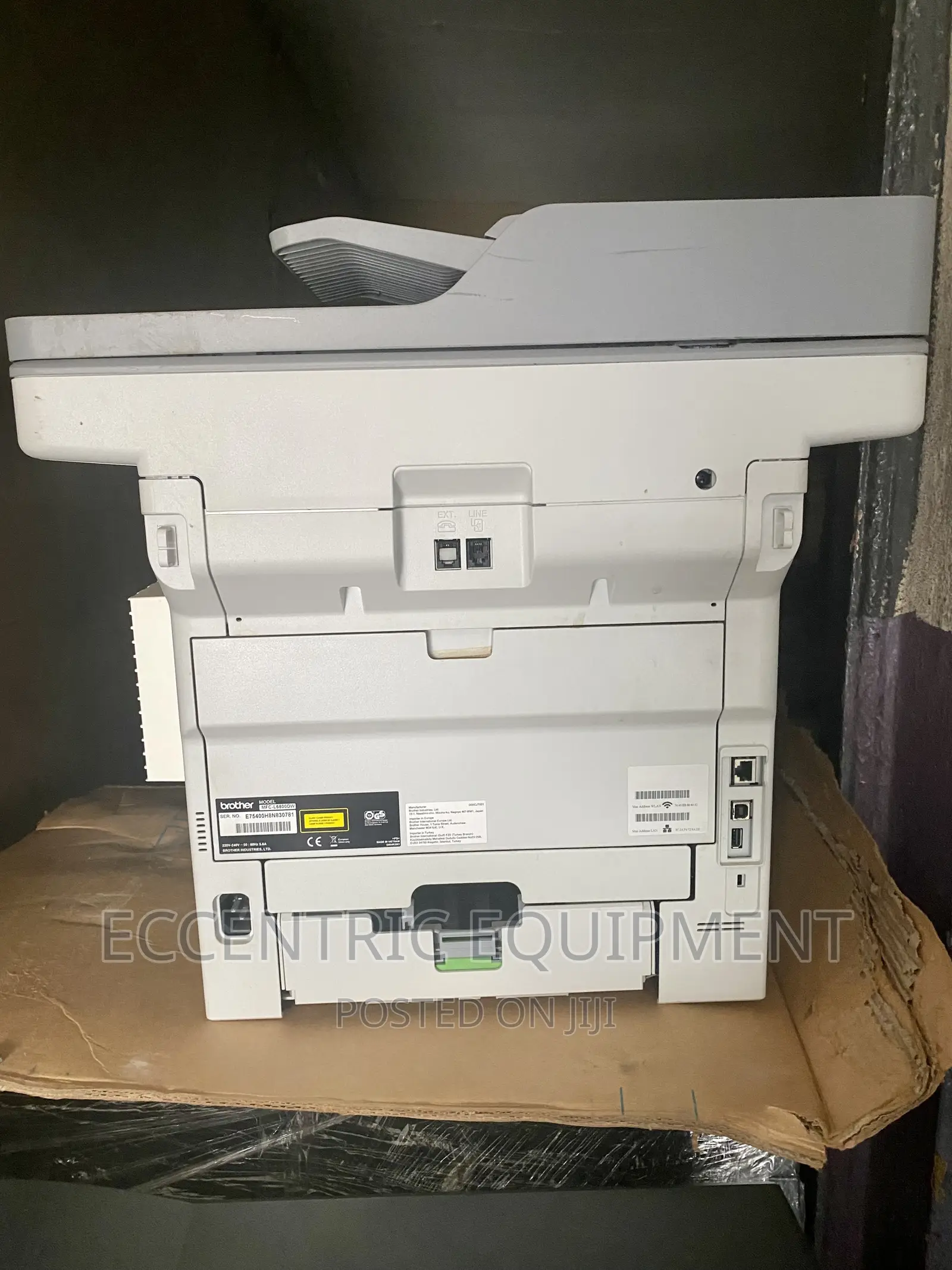Brother MFC L6800dw Photocopier