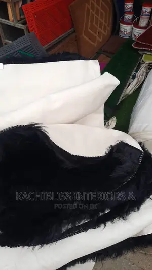 5*7 Fur Rugs in Different Colors