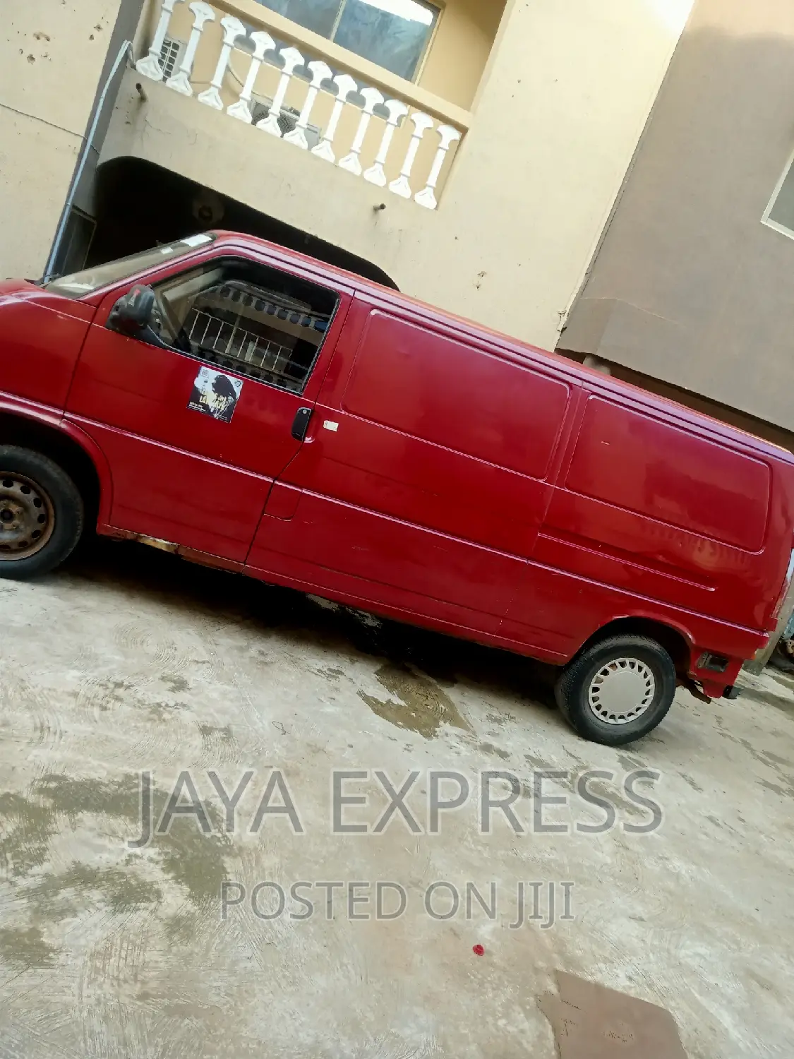 Van for Relocations and Hiring
