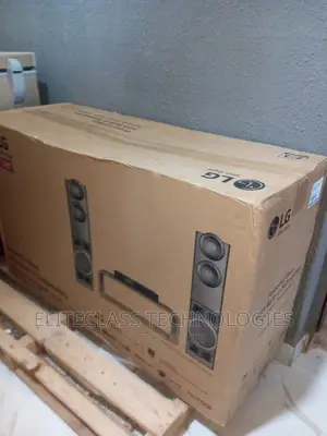 Slim Durable LG DVD Home Theater System LHD687BG