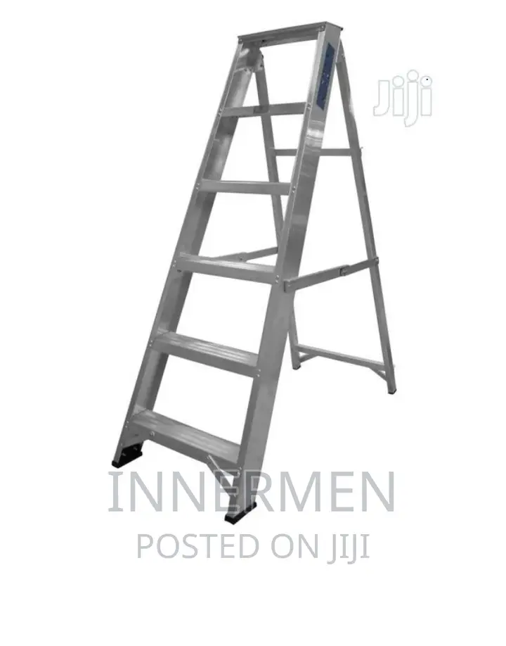 Swingback Platform Step Ladder