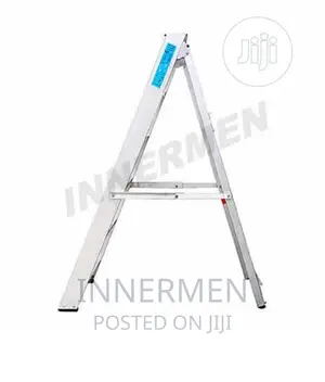 Swingback Platform Step Ladder