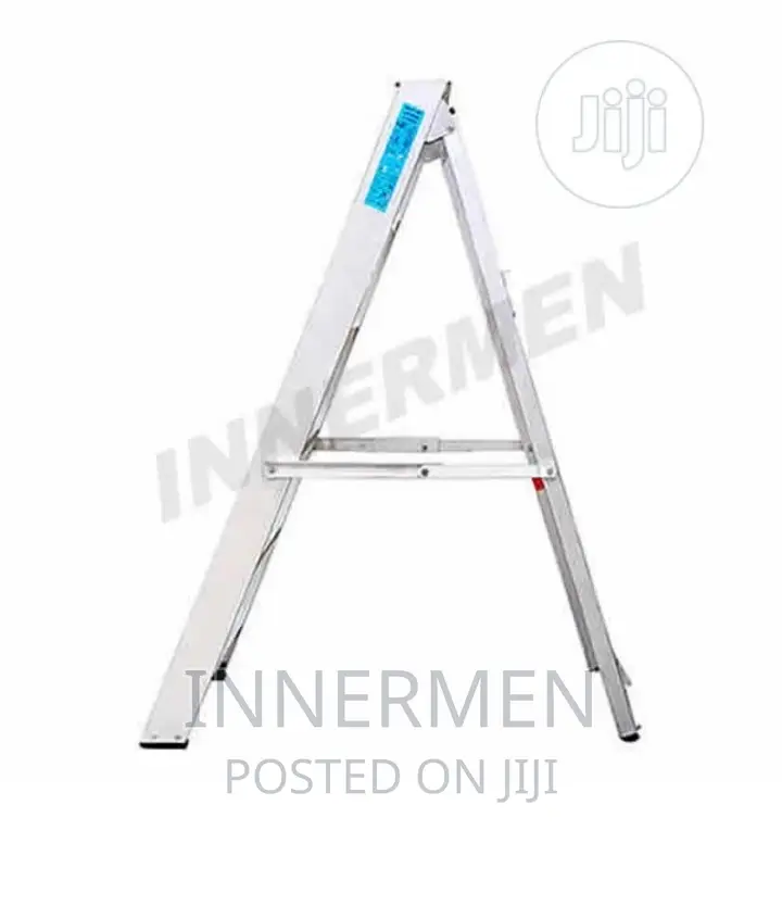Swingback Platform Step Ladder