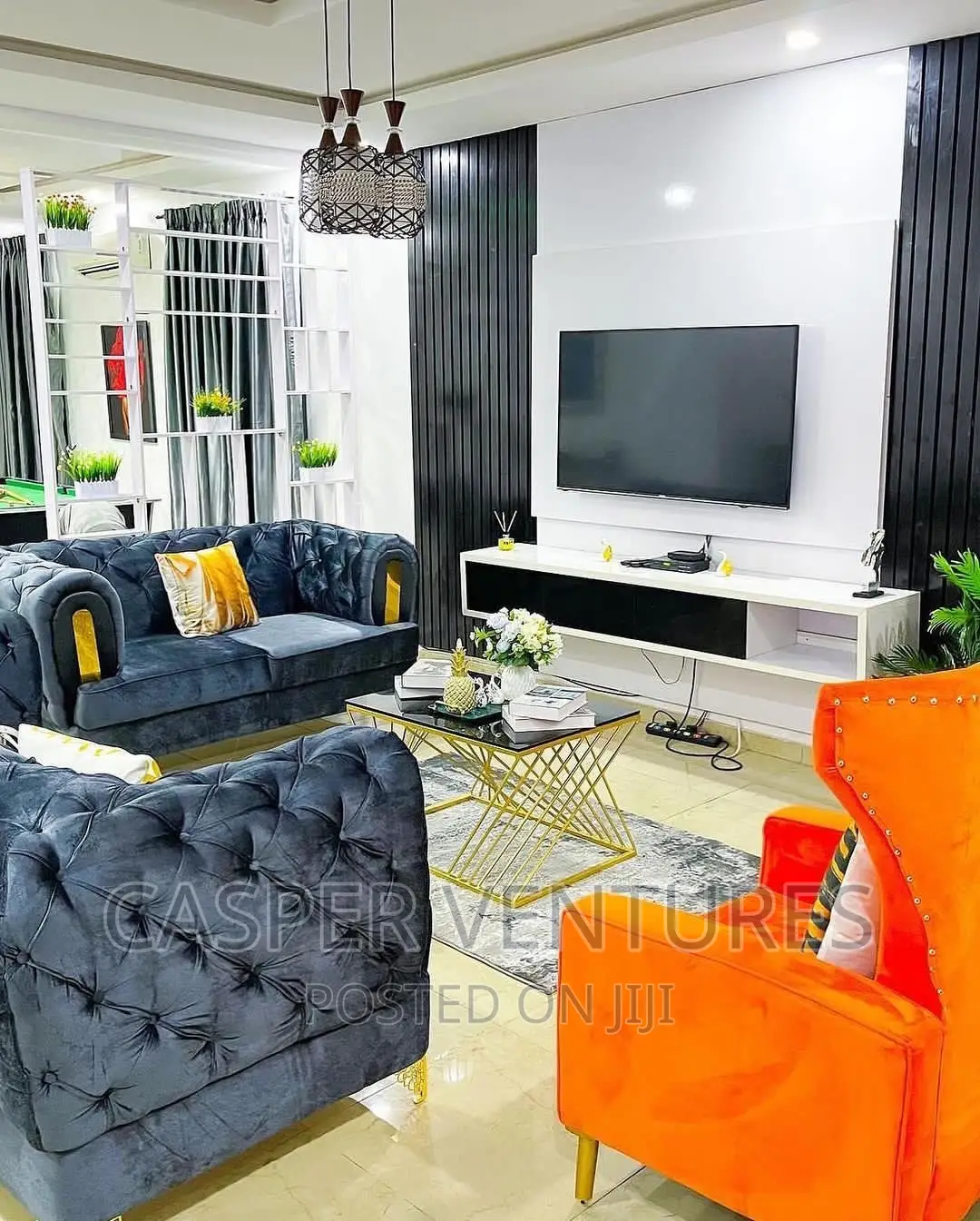 Electric and Charming Apartment