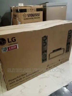 LG DVD Home Theater System LHD687BG With Bluetooth 1200watts
