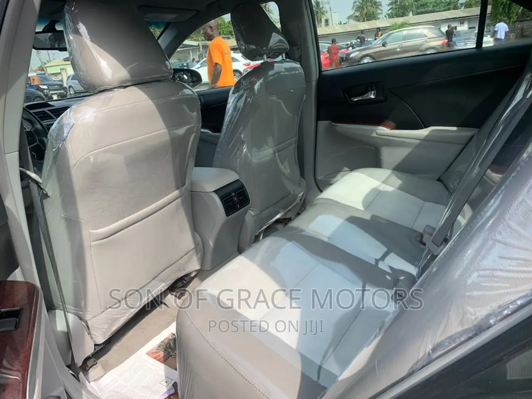 Toyota Camry 2014 Gray