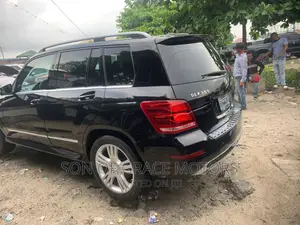 Mercedes-Benz GLK-Class 2015 Black