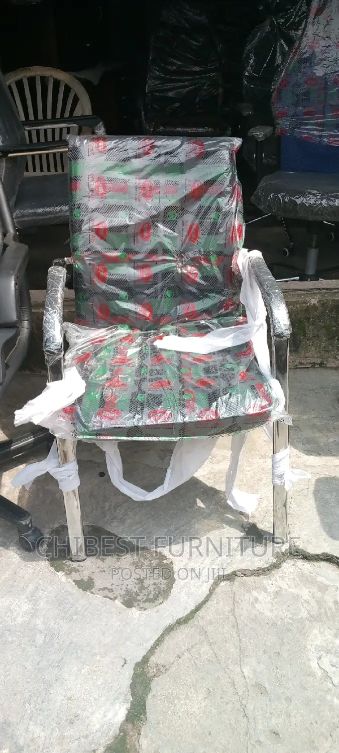 Standard And Quality Office Chair For Visitors