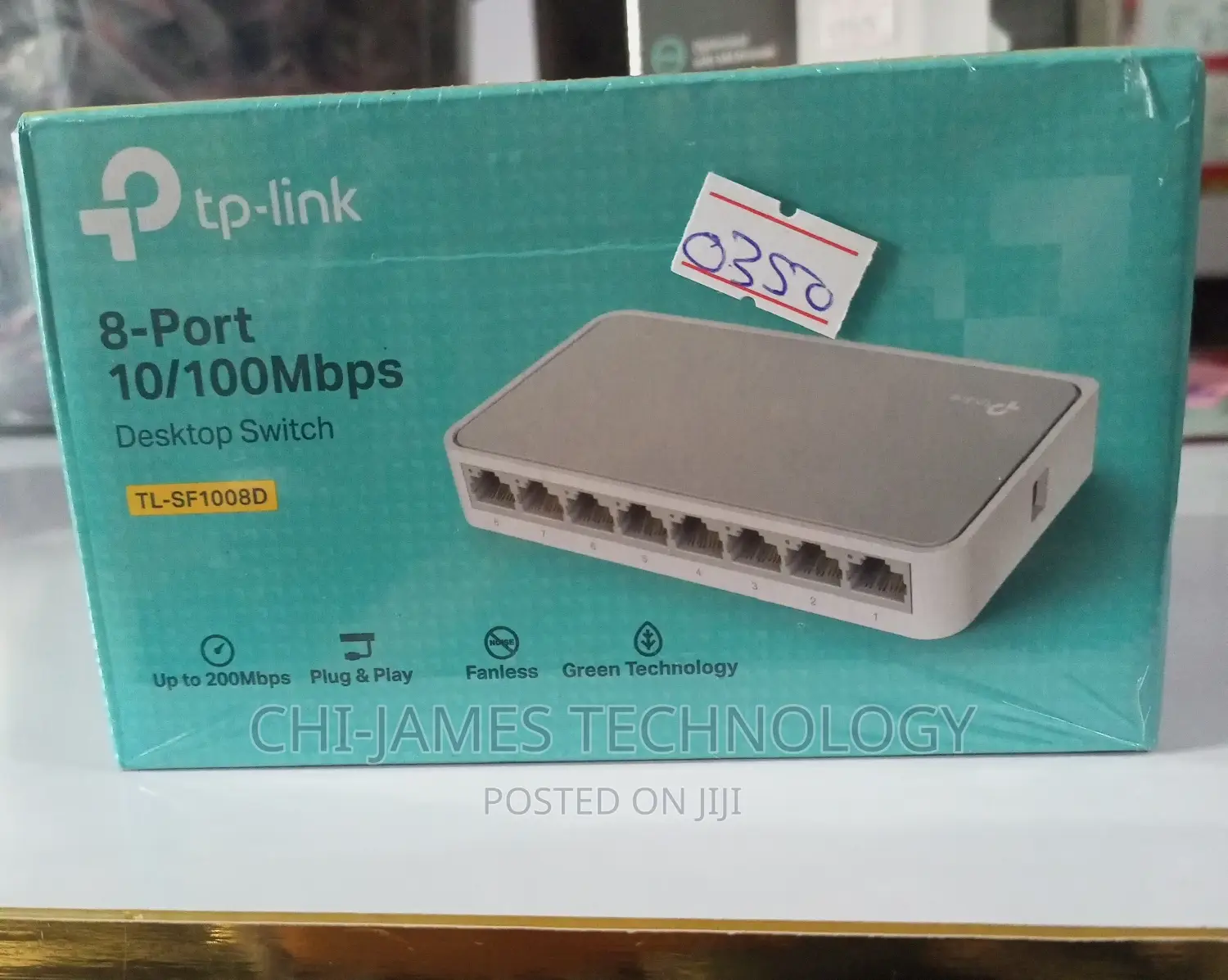 8 Port 10/100 Desktop Switch