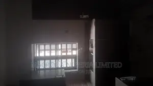 3bdrm Block of Flats in Adeniyi Jones Ikeja for rent