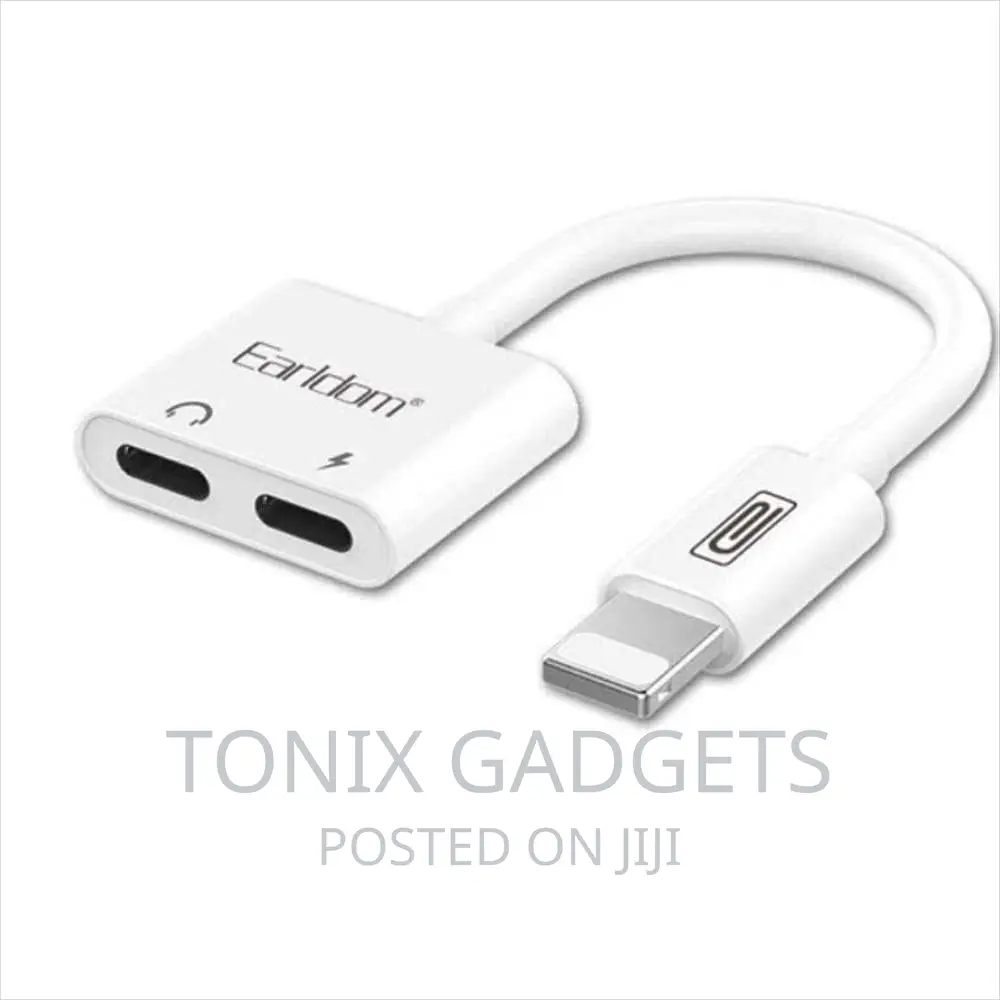 2-in-1 Lightning Switch Jack - Charging + Audio Listener