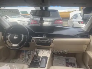 Lexus ES 350 FWD 2013 Black