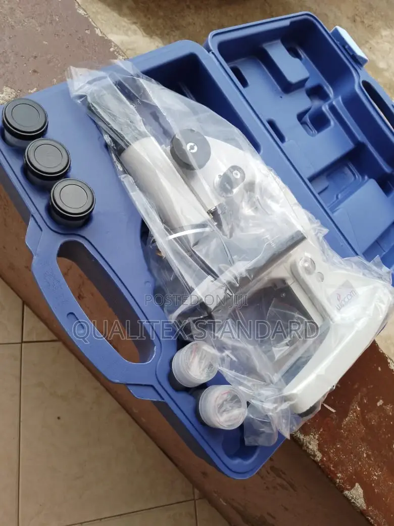 Advanced Monocular Microscope