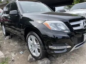 Photo - Mercedes-Benz GLK-Class 350 4MATIC 2014 Matt Black