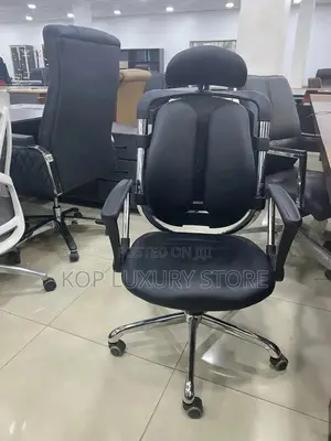 Kidney Chair