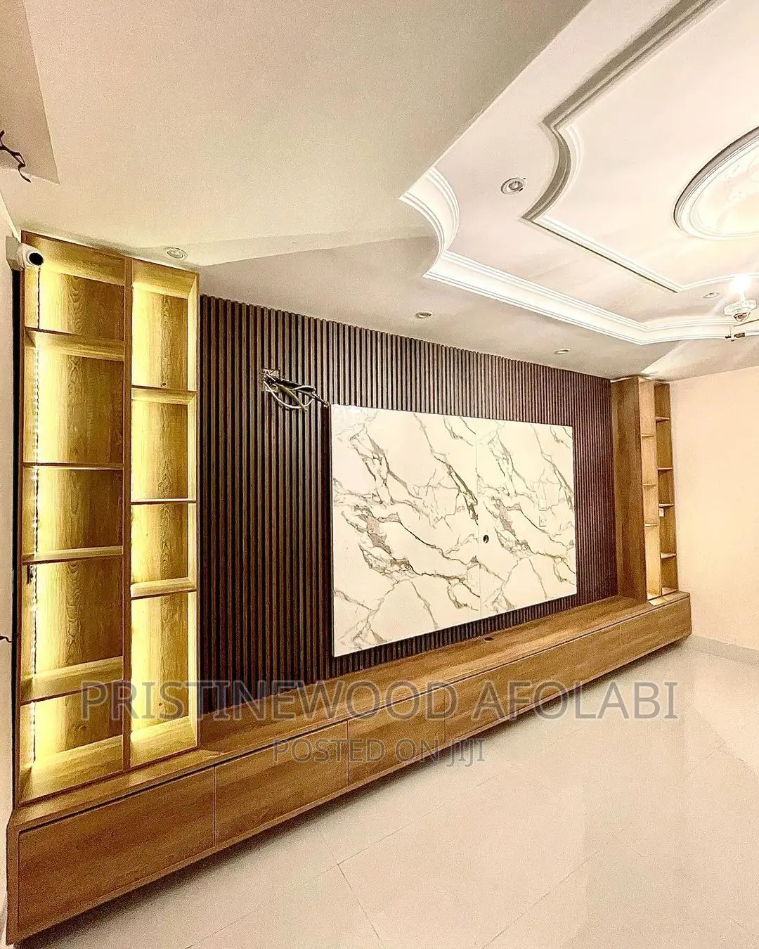 Pristinewood Design Tvconsole