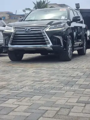 Lexus LX 2016 Black