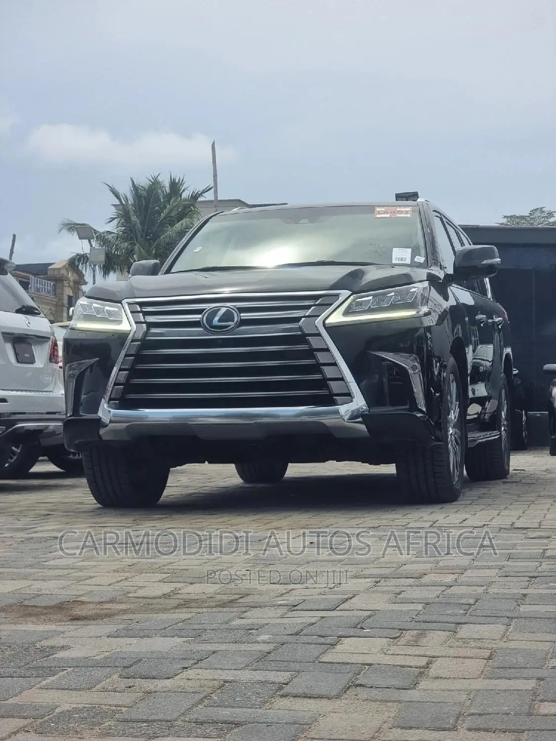 Lexus LX 2016 Black