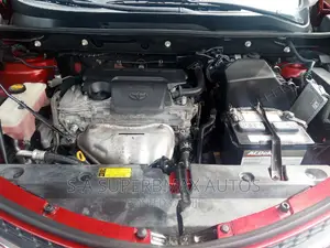 Toyota RAV4 2015 Red