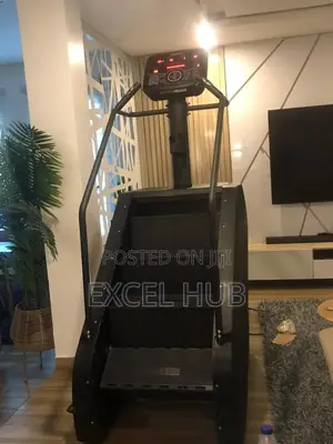 Commercial Nashua Fitness Stair Climber ZDF
