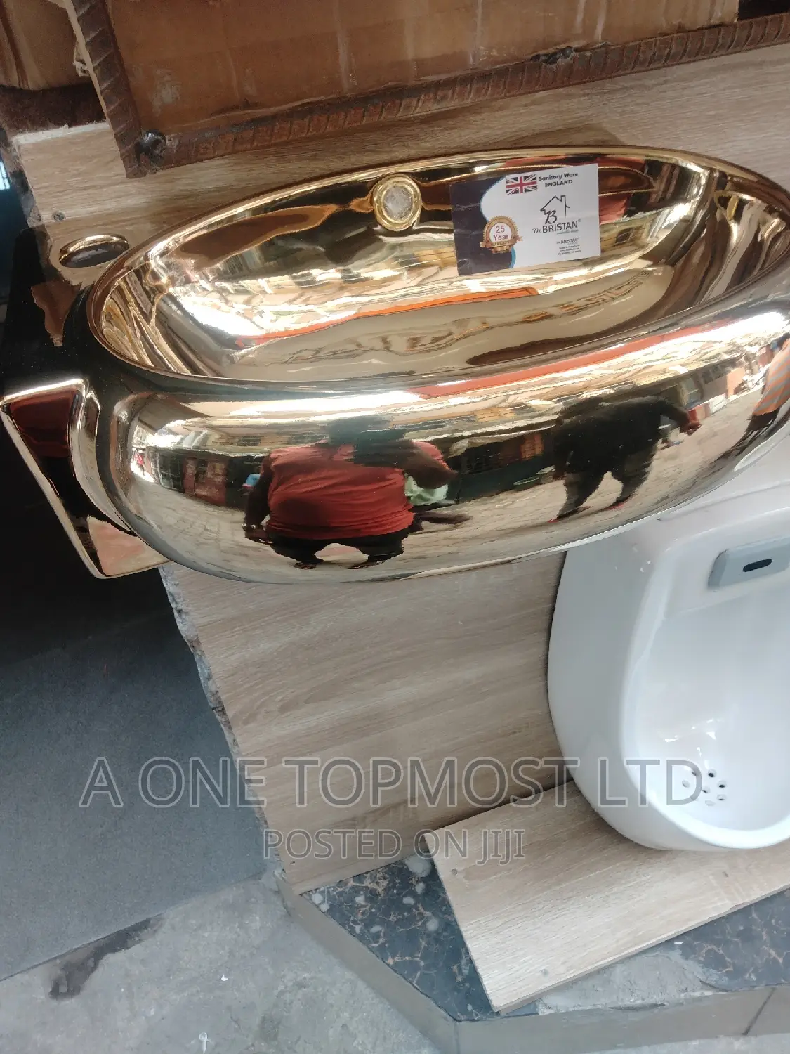 Gold Hanging Countertop