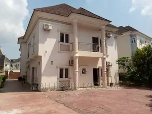Furnished 6bdrm Duplex in Fo1, Kubwa for sale