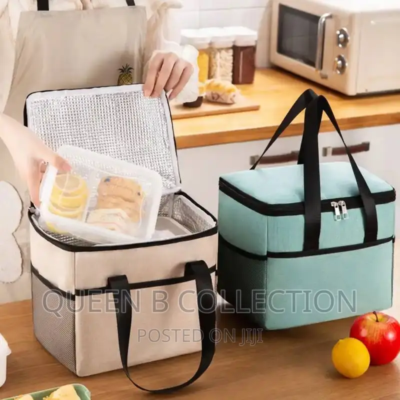 Waterproof Insulated Lunch Bag.