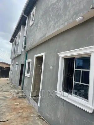 Furnished Mini Flat in Off Adetola Road, Abule Egba for rent