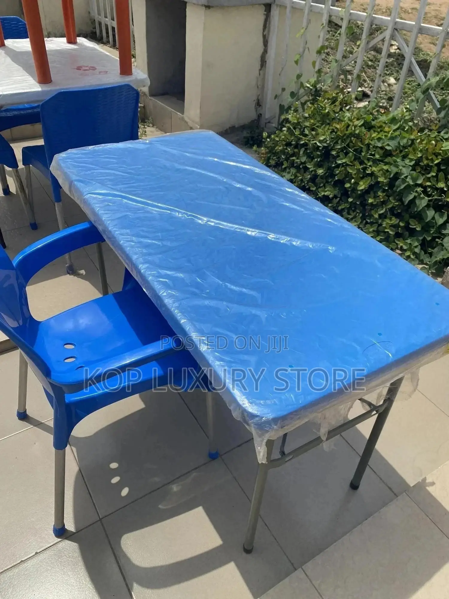 Plastic Table 4ft