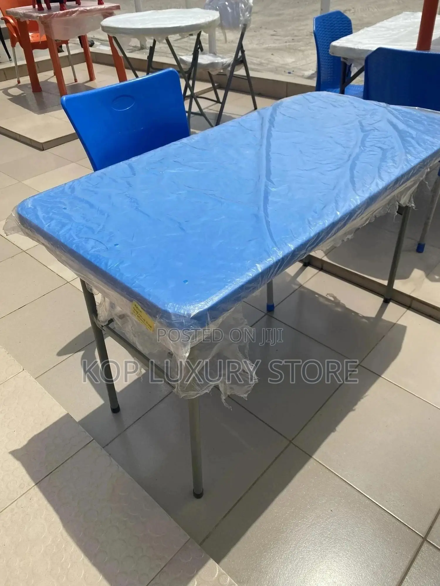 Plastic Table 4ft