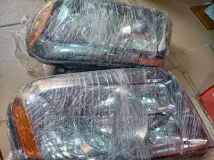 Headlight Set 2008-10 Honda Pilot