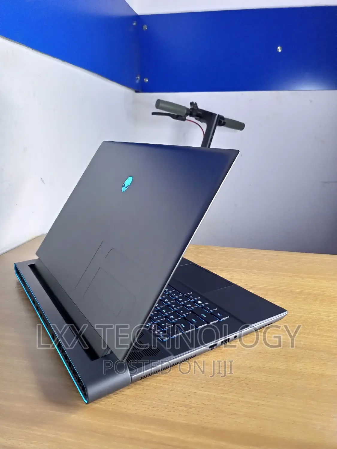 New Laptop Dell Alienware M16 R1 32GB AMD Ryzen 9 SSD 2T for sale - LXX ...
