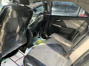 Toyota Camry 2012 Silver