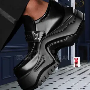 Luxury Louis Vuitton Classic Arclight 2.0 Platform Loafers