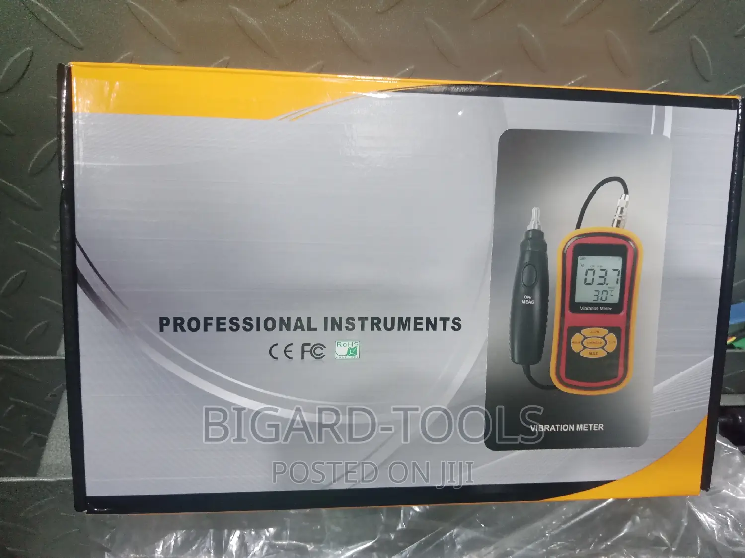 Digital Vibration Meter