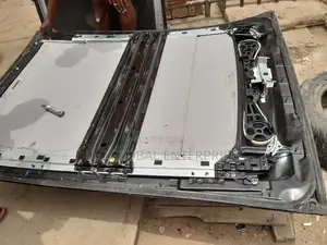 Complete Roof Glass for Venza With Mechanism Available Now