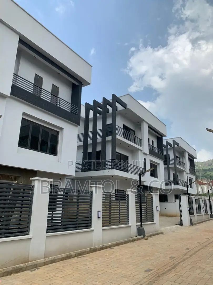 6bdrm Duplex in Katampe Extension for rent