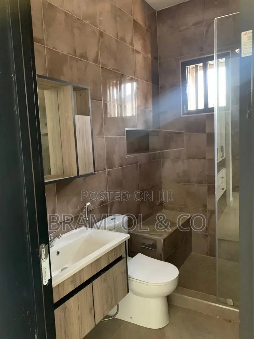 6bdrm Duplex in Katampe Extension for rent
