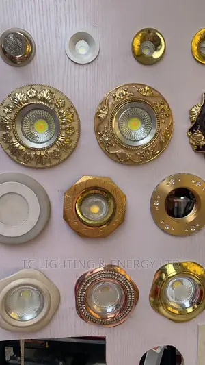 Quality Pop Spot Light