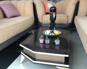 Unique Homes Offers U With a Quality Center Table