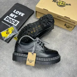 Photo - High Quality Dr Martens Airwair Quad Platform Shoe