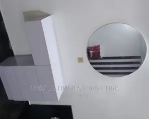 Unique Homes Offers U a Quality Dressing Mirror