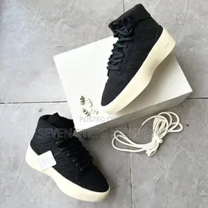 Original Fear Of God X Adidas '86 Forum Mid Luxury Sneakers