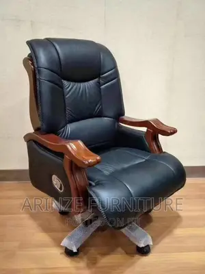Italian Executive Recliner Chair