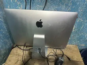 Desktop Computer Apple iMac 8GB Intel Core I5 HDD 1T