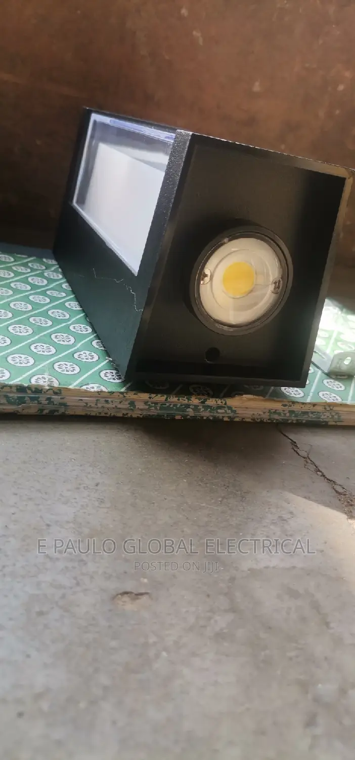 8wats LED Outdoor Light