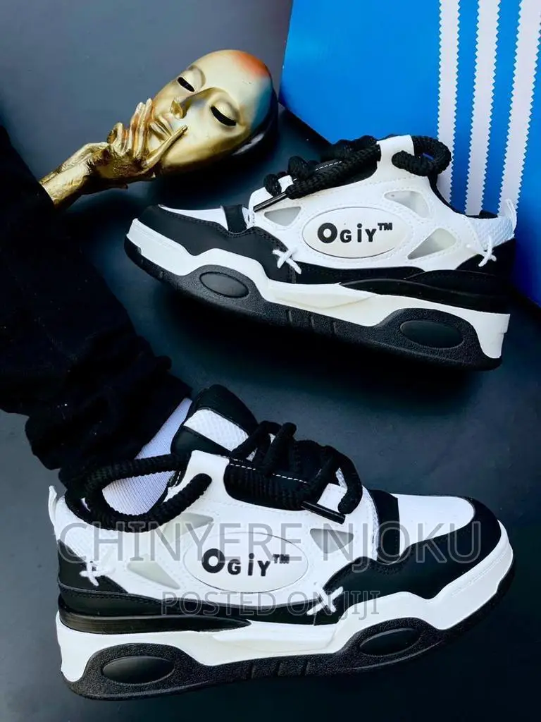 Unisex Ogyi Canvas